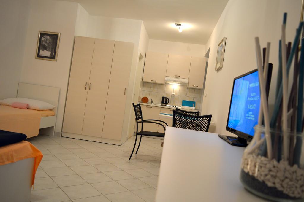 Permarinus Apartments Podstrana Habitación foto